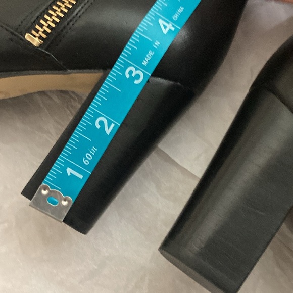 Michael Kors Margaret Tall Wide Shaft Leather Boots with Gold Lock Zipper NWOT - Picture 9 of 16